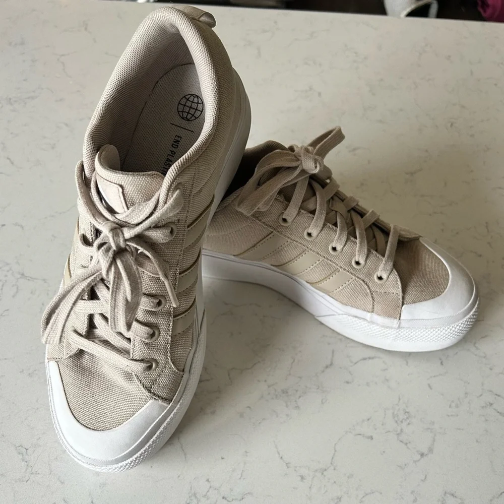 Adidas Women’s Bravada 2.0 Platform Wonder Beige Canvas Sneaker - Picture 4 of 15